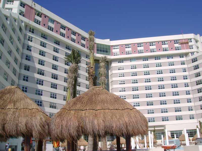 HOTEL MELIA TURQUESA (ME BY MELIA) R Y J EDIFICACIONES SA DE CV